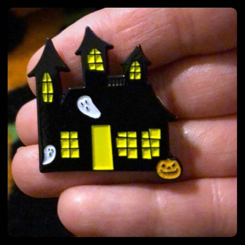 Halloween Haunted House Enamel Pin